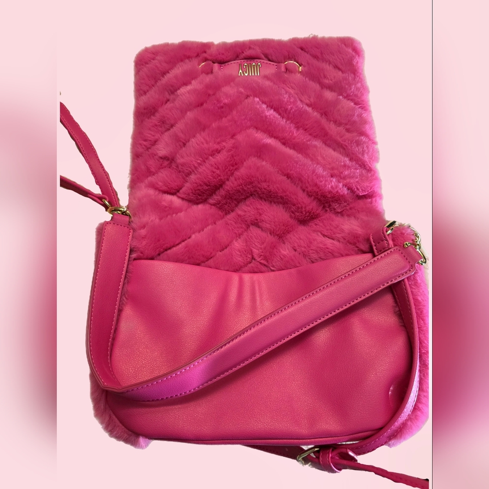 Juicy Couture's Plush "Love On Top" Crossbody Shoulder Bag-NWOT - Picture 9 of 11